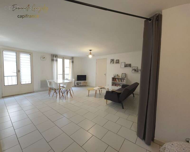 Appartement à PEZENAS