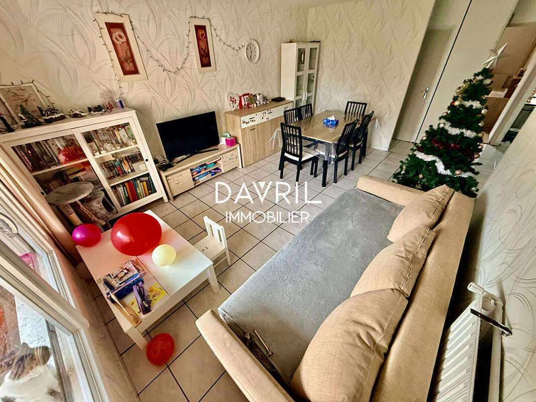 Appartement à ERAGNY