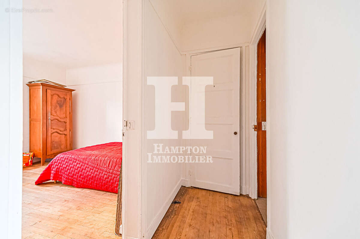 Appartement à PARIS-14E
