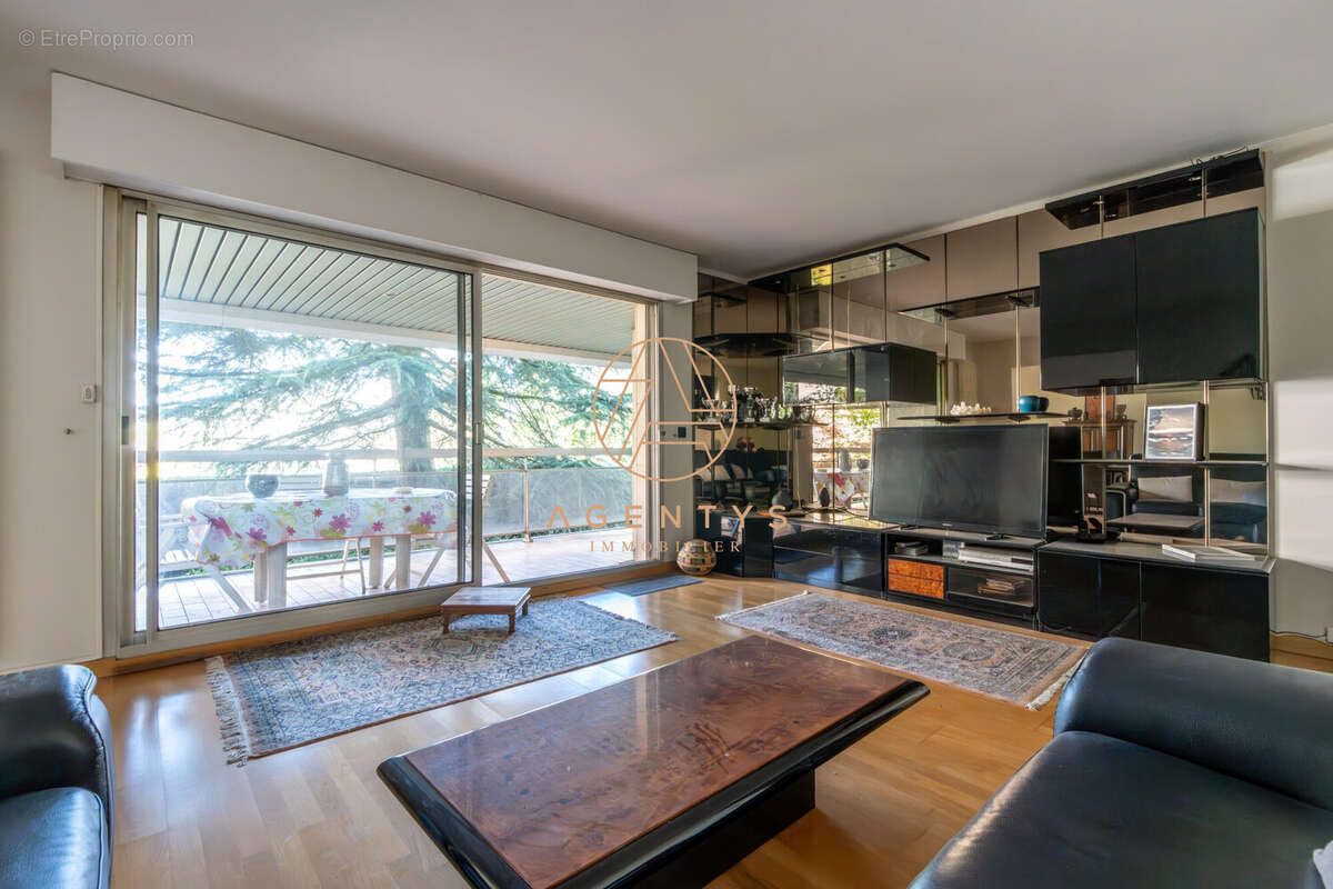 Appartement à BRY-SUR-MARNE