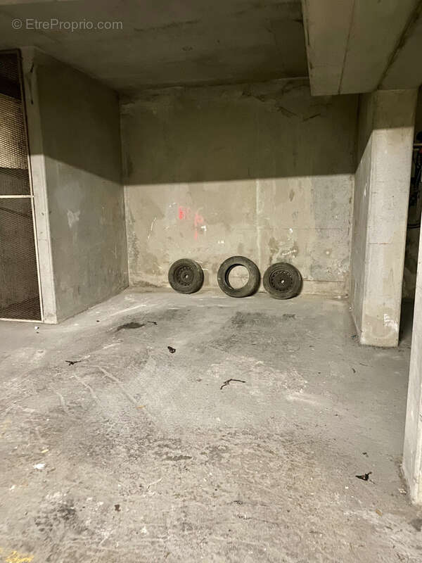 Nice Riquier - 2 Pièces avec belle terrasse au calme et parking voiture + 2 roues - photo 7