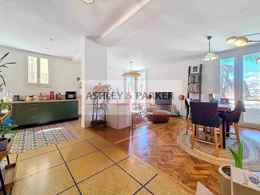 Appartement à NICE