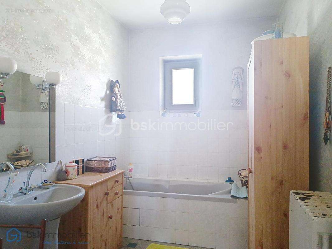 Appartement à COLOMBE