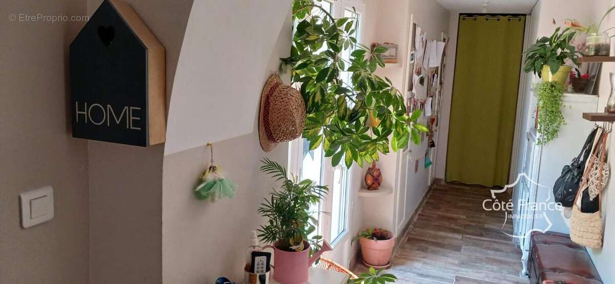 Maison à MOLIERES-SUR-CEZE