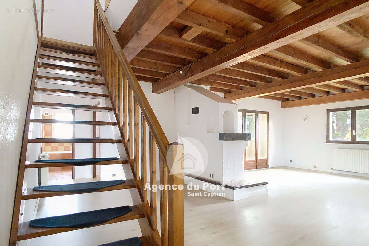 Maison à SAINT-CYPRIEN