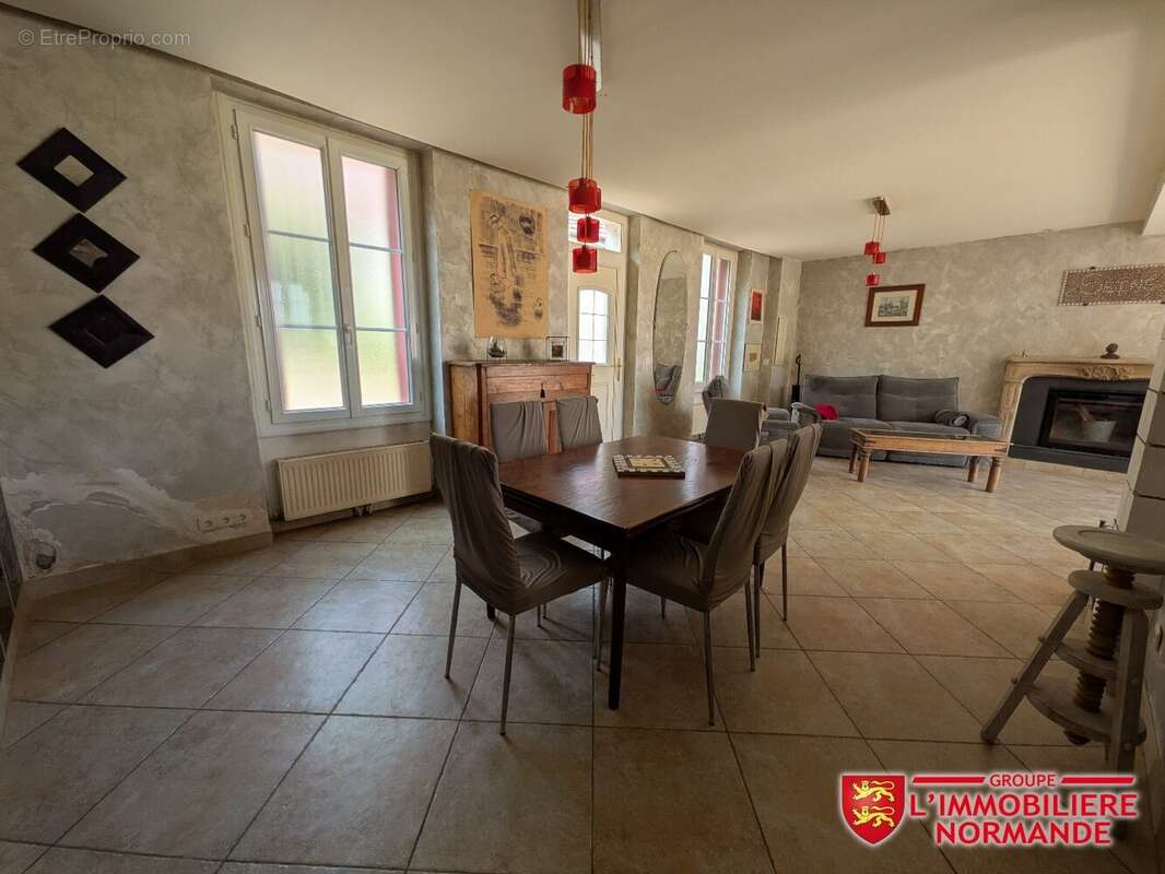 Corps de ferme 7 pièces 182m² - photo 6