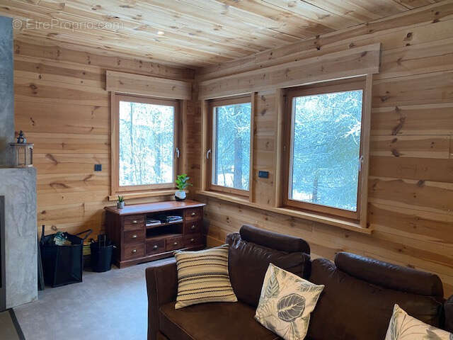 Maison à LE CHAMBON-SUR-LIGNON