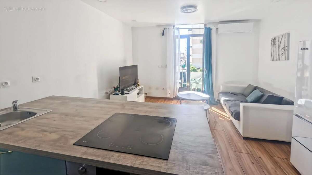 Appartement à LE CANNET