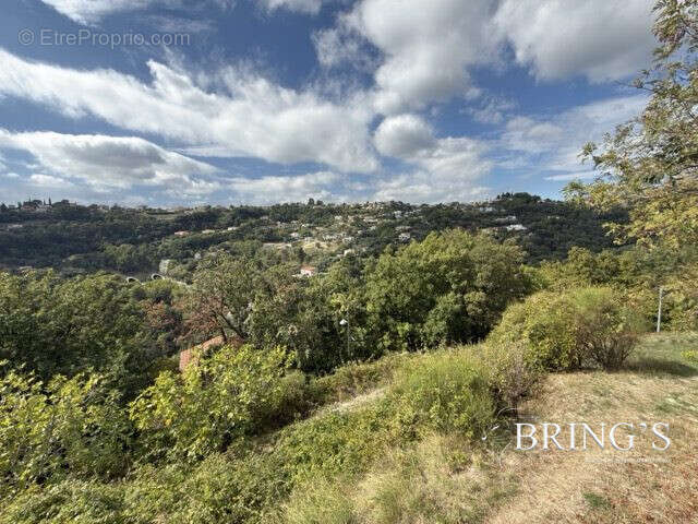Terrain à NICE