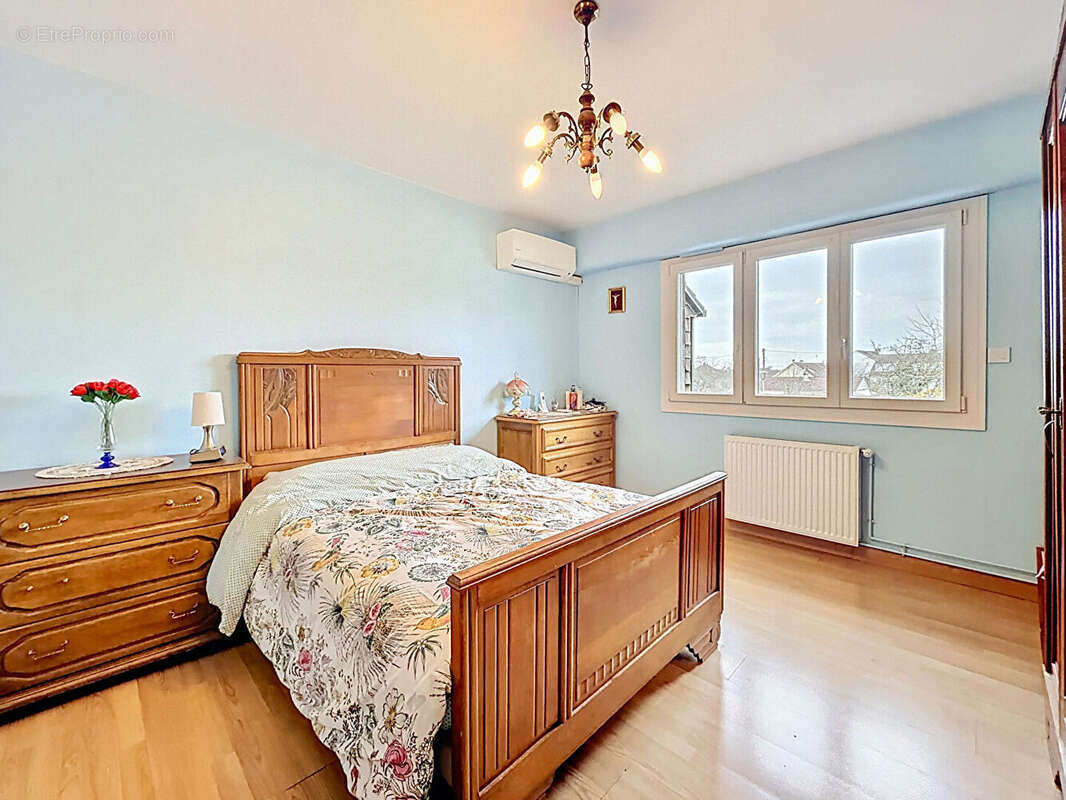 Maison à MAINVILLIERS