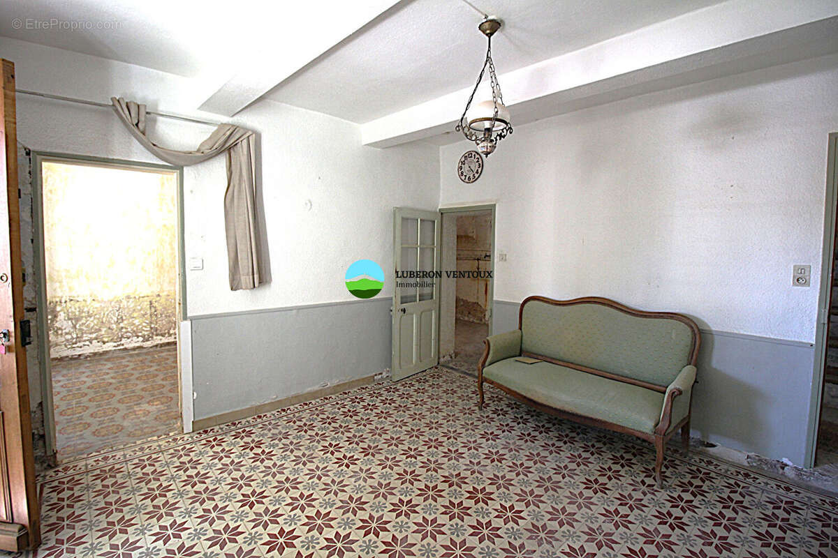 Maison à LORIOL-DU-COMTAT