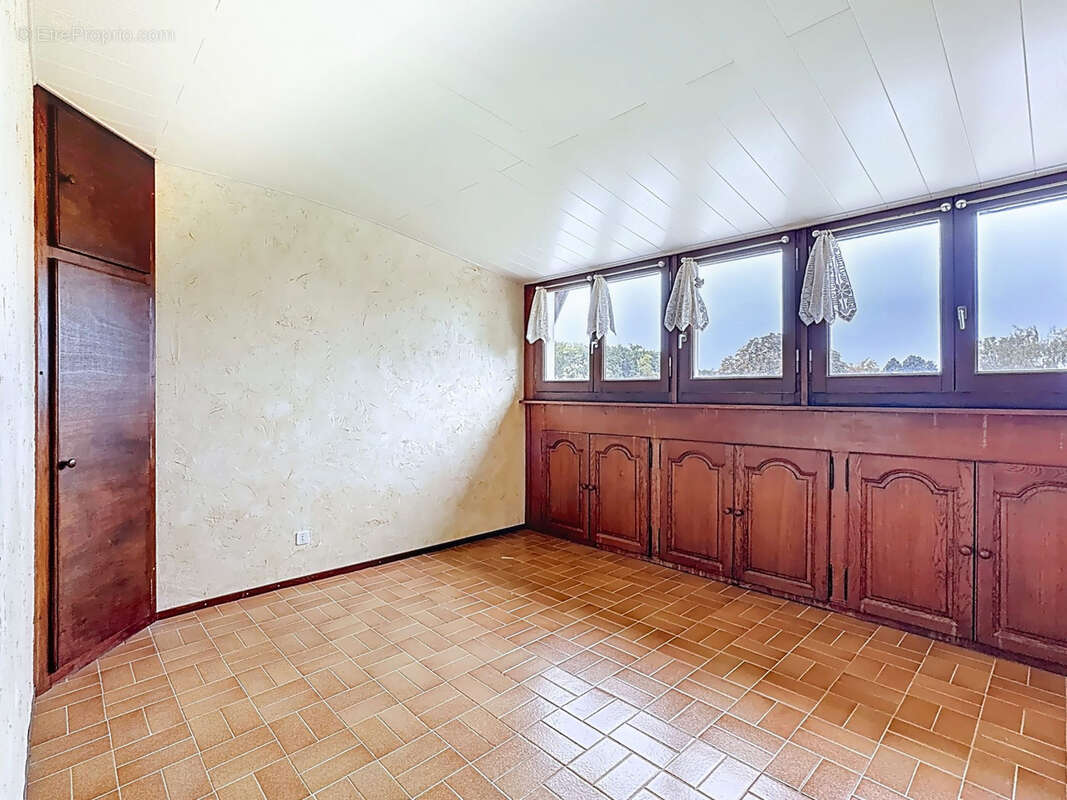 Maison à CHENS-SUR-LEMAN