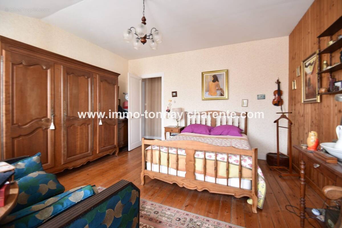 Maison à TONNAY-CHARENTE