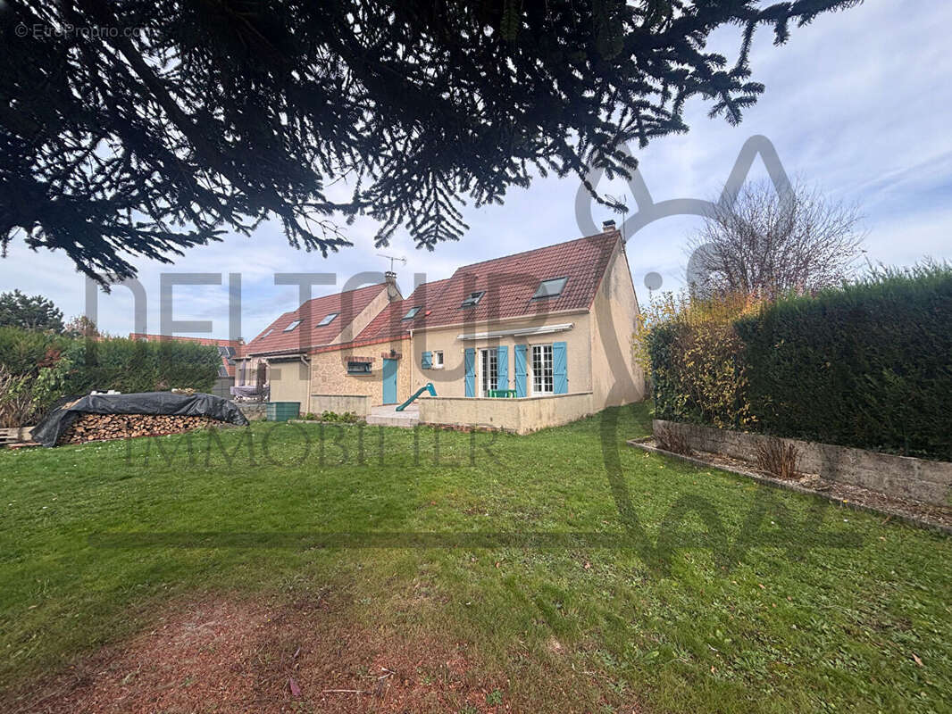 Maison à FAREMOUTIERS