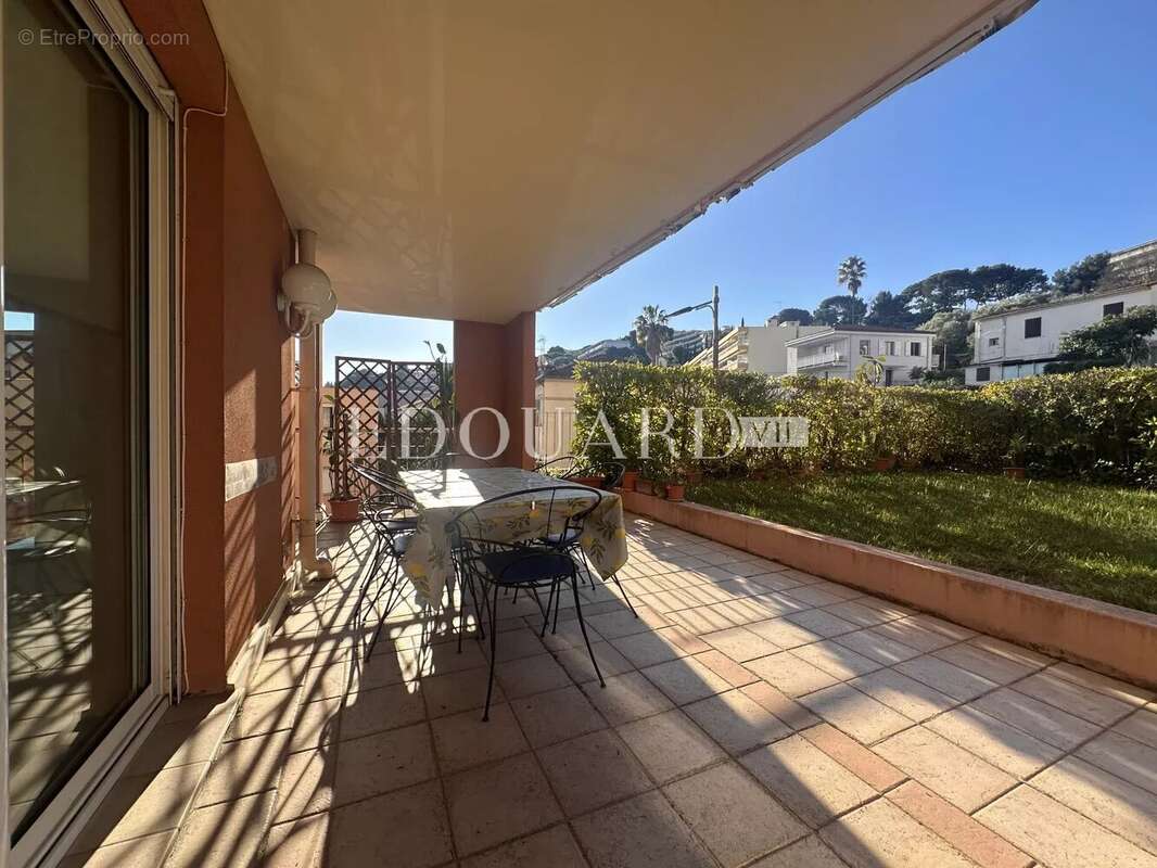 Appartement à ROQUEBRUNE-CAP-MARTIN