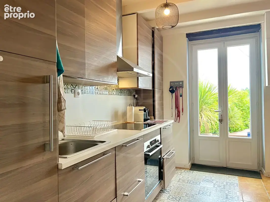 Charmante maison en pierre avec vue sur la vallée et un véritable potentiel équestre - photo 8