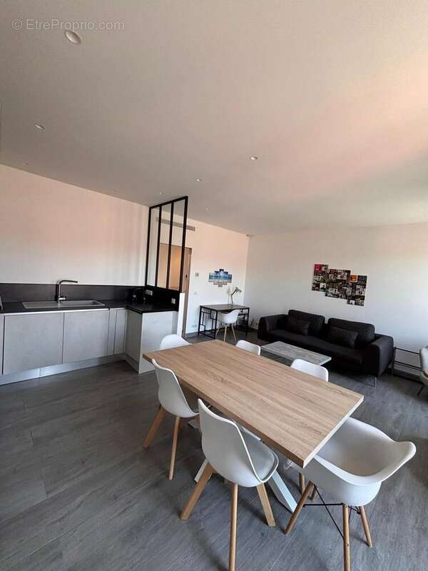 Exclusivite- cannes banane--dernier etage, tres beau 3p dans immeuble bourgeois - photo 4