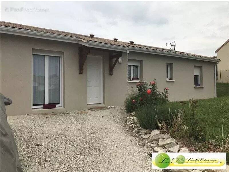 Maison à LA COURONNE