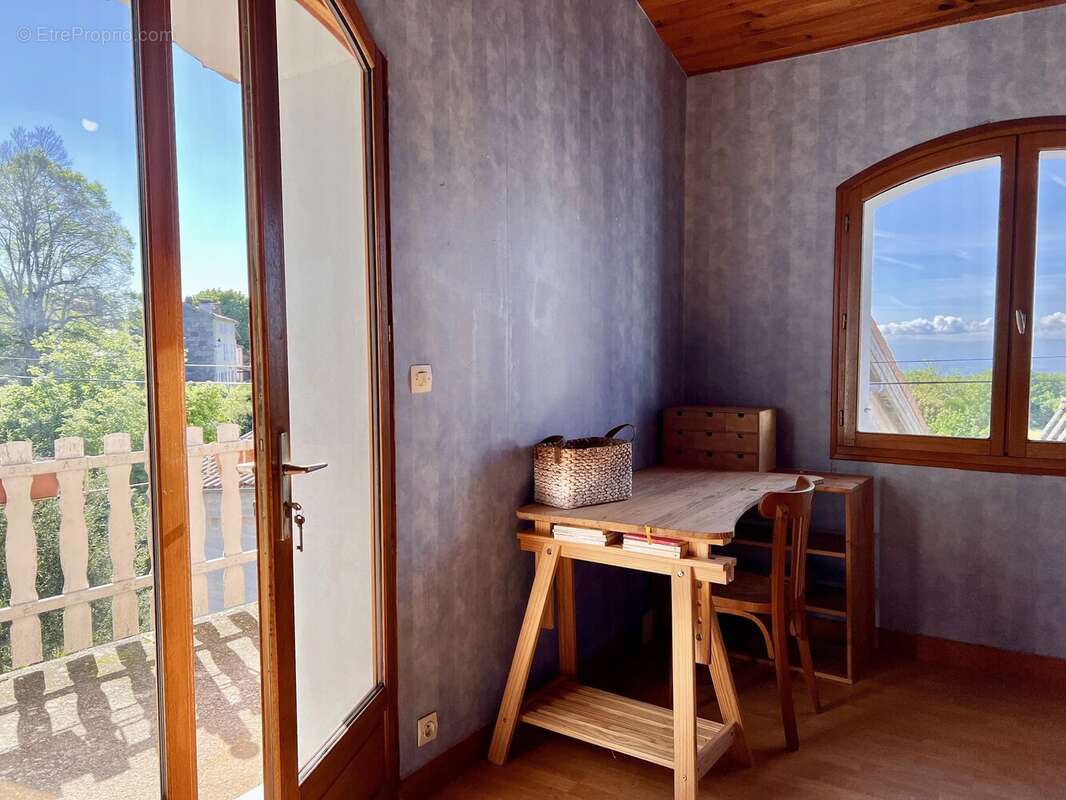 Maison de village en pierre avec jardin et garage proche de Montolieu - photo 12