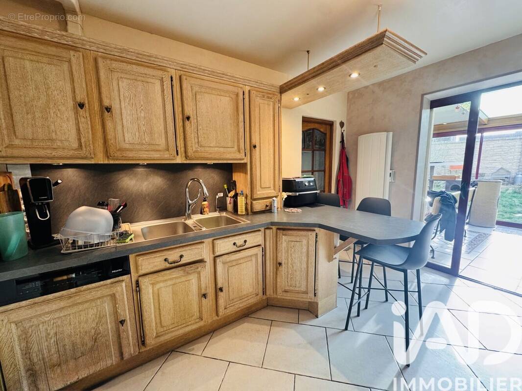 Photo 1 - Maison à GUESNAIN