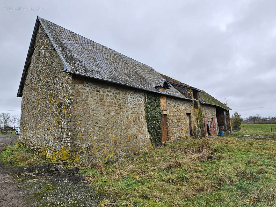 Maison à ATHIS-DE-L'ORNE