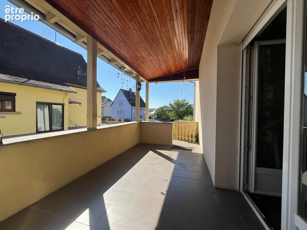 Maison individuelle de 134 m² sur 7,52 ares à Wittisheim - TERRASSES - GARAGES - photo 3