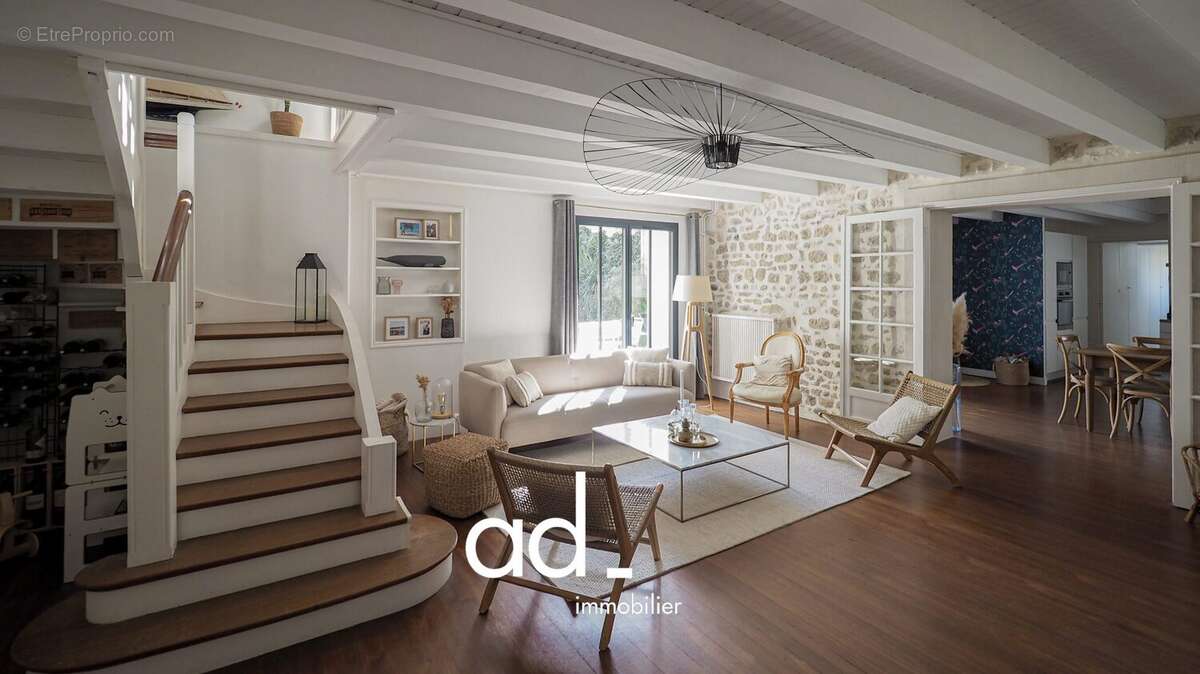 Maison à NIEUL-SUR-MER