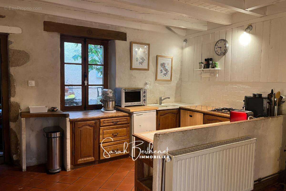 Maison 178 m² à Charly  - photo 4