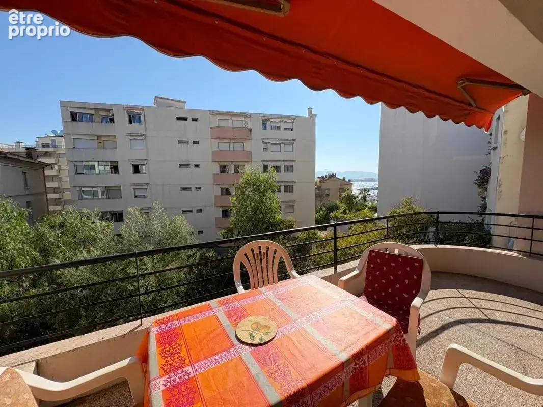 Saint-Raphaël triangle d'or T3 52m2 aperçu mer avec terrasse et garage - photo 2
