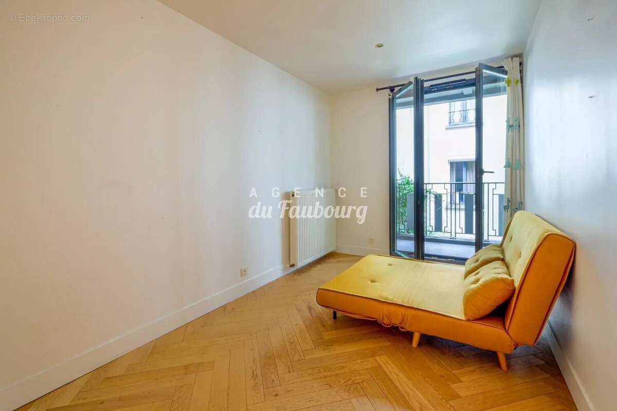 Appartement à PARIS-10E