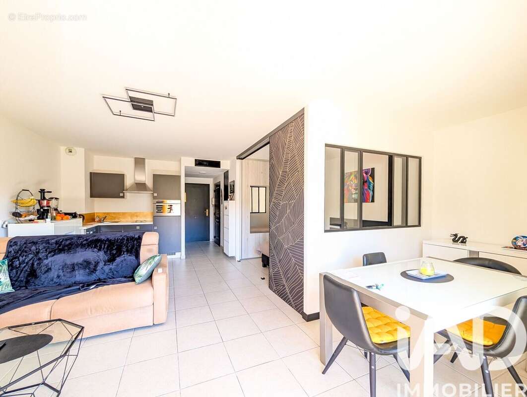 Photo 2 - Appartement à MANDELIEU-LA-NAPOULE