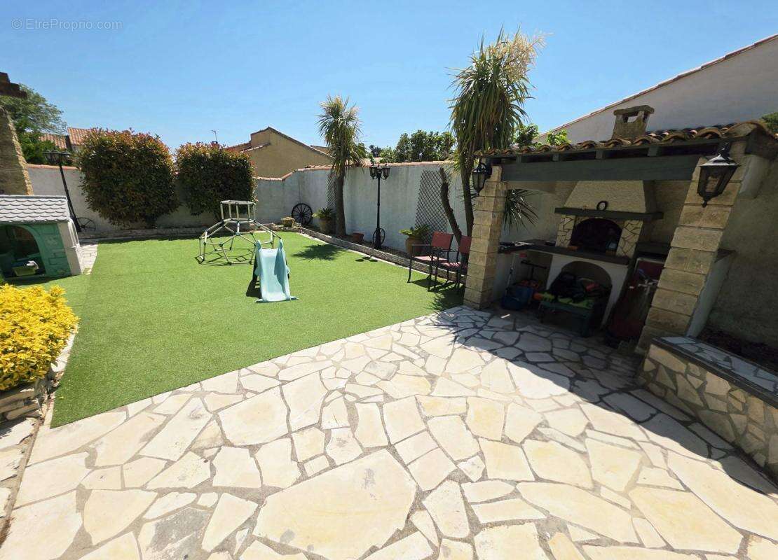 Maison à MEZE