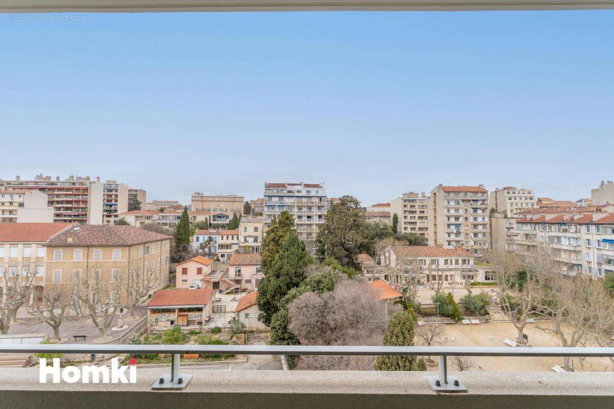 Appartement à MARSEILLE-5E