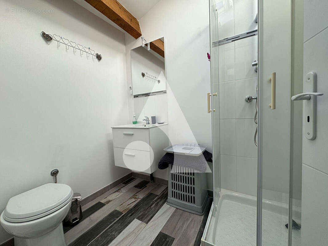 Appartement à GANGES