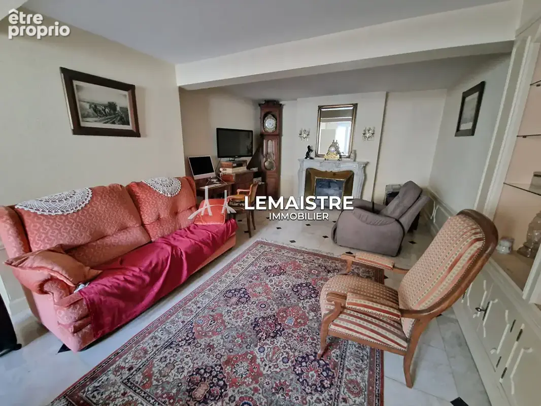 Maison à vendre - Lillebonne - 124 m² - 3 chambres - Garage - Jardin - Terrasse - Atelier - photo 3