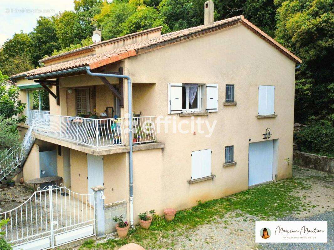 Maison à PRIVAS