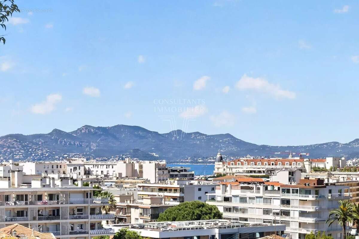 Appartement à CANNES