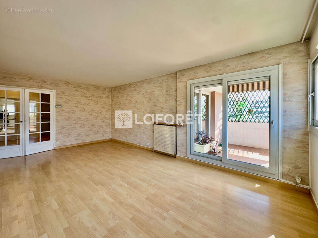 Appartement à ECHIROLLES