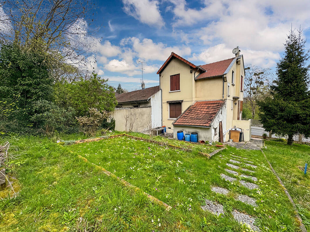 Maison à ROSNY-SOUS-BOIS