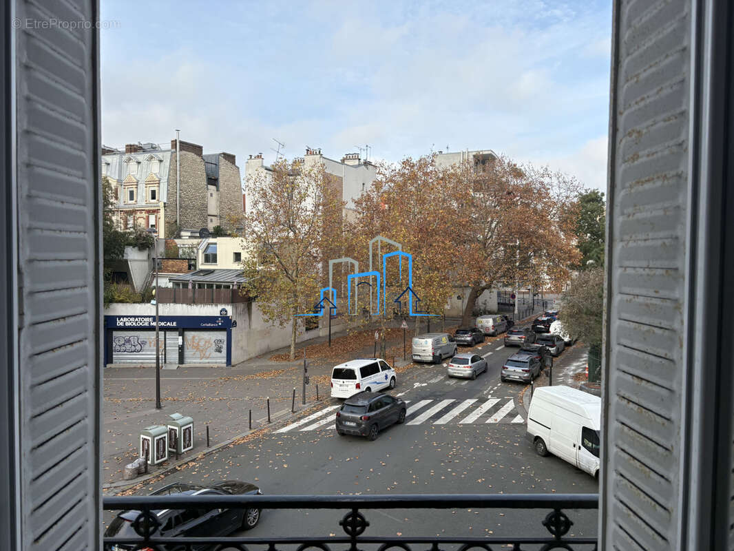 Appartement à PARIS-17E