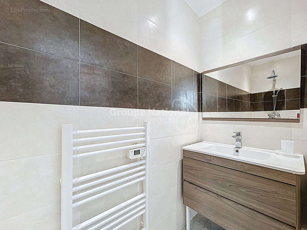 Maison à ROQUEMAURE