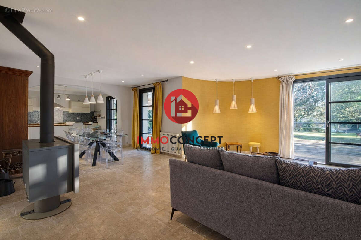 Séjour - Maison à PUJAUT