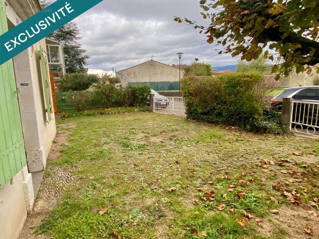 Photo 8 - Maison à PAYRIN-AUGMONTEL