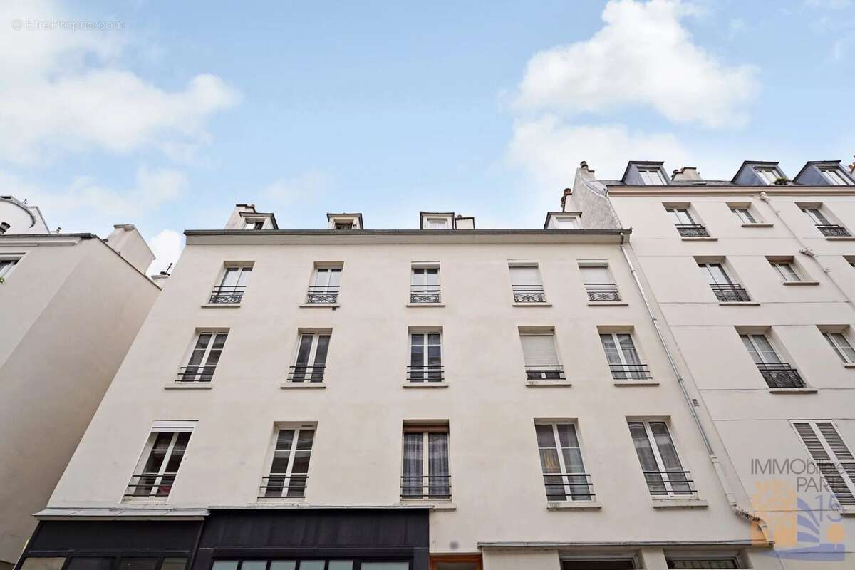 Appartement à PARIS-15E