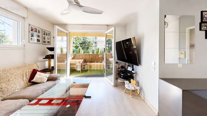 Appartement à LIEUSAINT