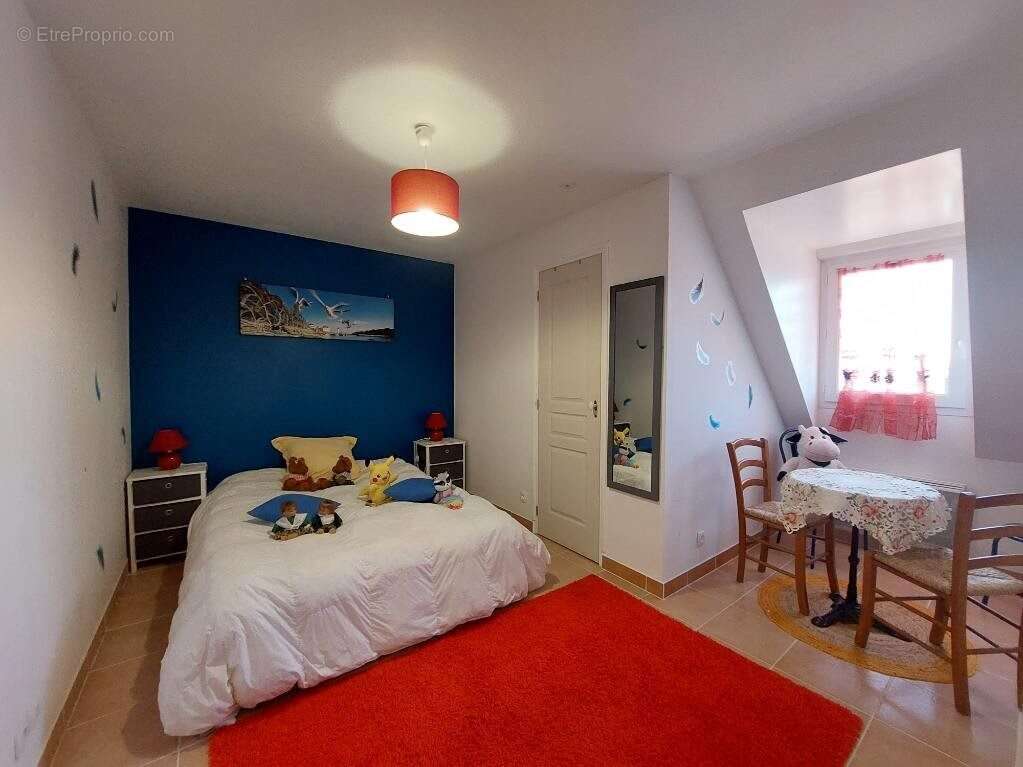 Maison à BRICQUEVILLE-SUR-MER