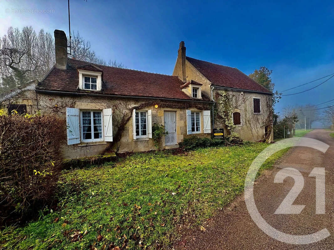 Maison à OUDAN
