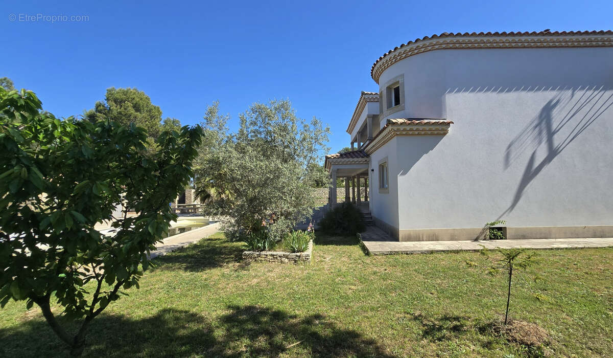 Maison à NIMES
