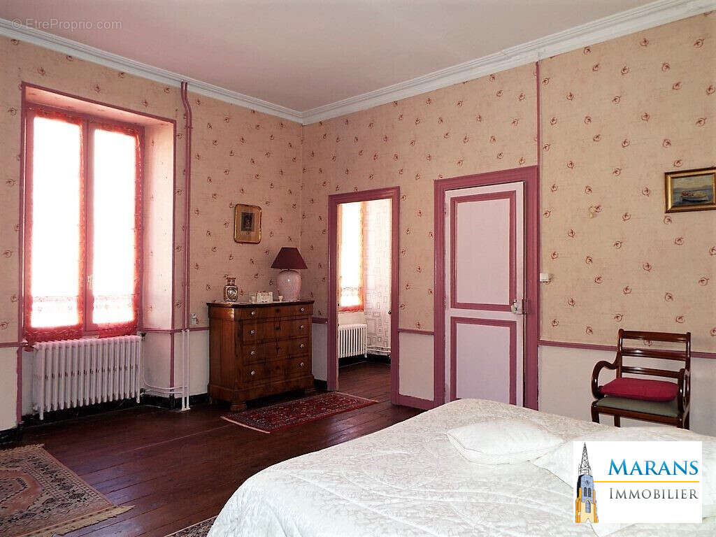 Appartement à FONTENAY-LE-COMTE