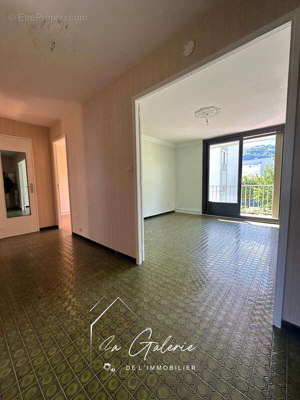 Appartement à ECHIROLLES